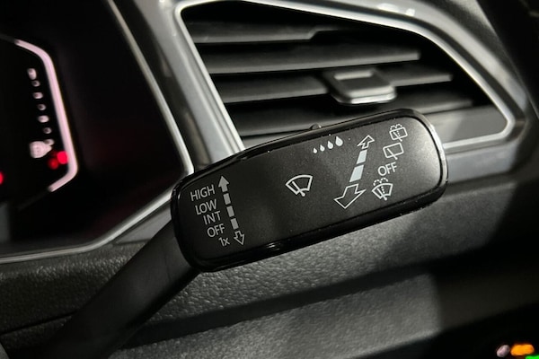 Used Volkswagen T-Roc 2020 for sale - 75579646: Photo 30