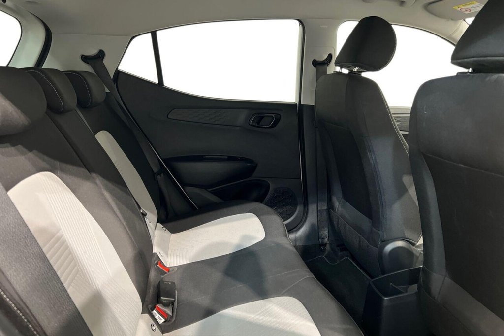 Used Hyundai i10 2020 for sale - 77010100: Photo 10