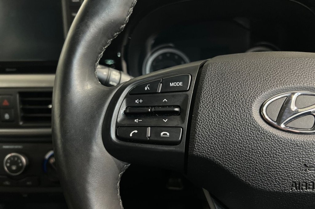 Used Hyundai i10 2020 for sale - 77010100: Photo 25