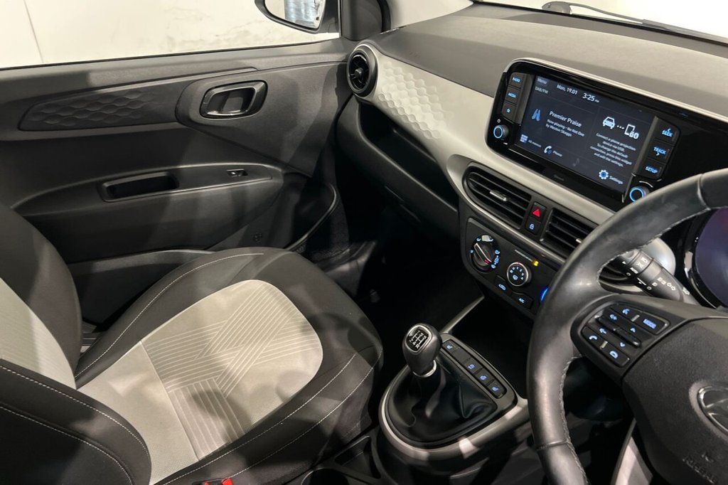 Used Hyundai i10 2020 for sale - 77010100: Photo 33