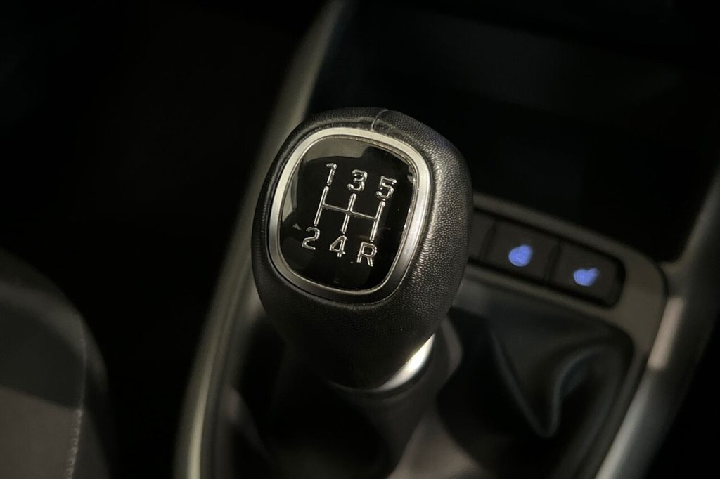 Used Hyundai i10 2020 for sale - 77010100: Photo 35