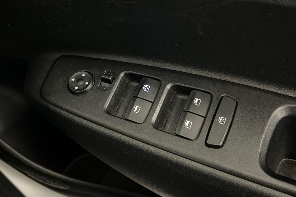 Used Hyundai i10 2020 for sale - 77010100: Photo 39