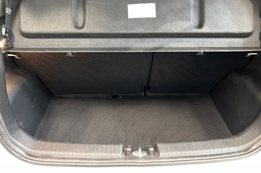 Used Hyundai i10 2020 for sale - 77010100: Photo 41