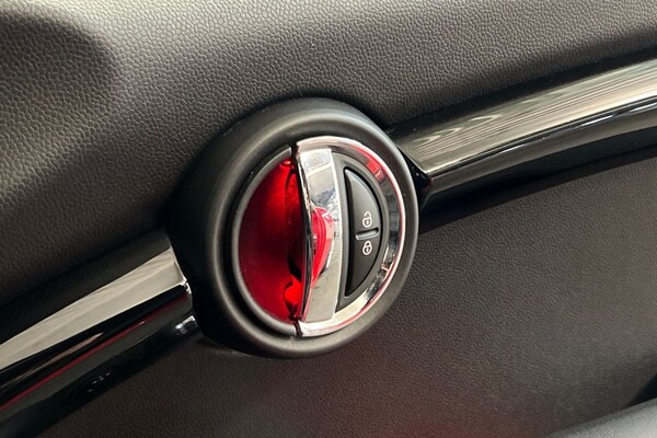 Used MINI Hatch 2015 for sale - 76185000: Photo 36