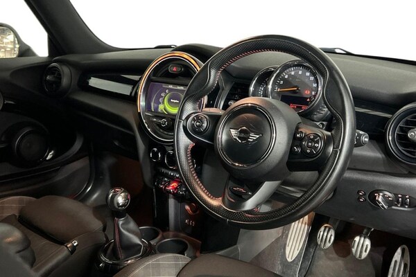 Used MINI Hatch 2015 for sale - 76185000: Photo 9