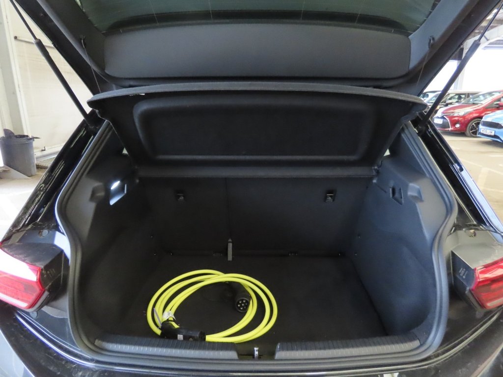 Used Volkswagen ID.3 2022 for sale - 78017569: Photo 7