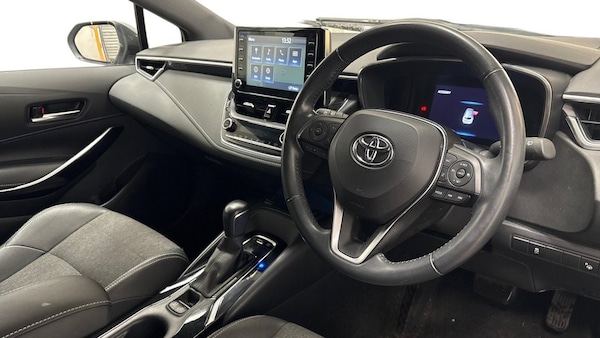 Used Toyota Corolla 2021 for sale - 76210330: Photo 5