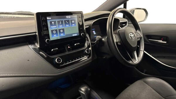Used Toyota Corolla 2021 for sale - 76210330: Photo 6