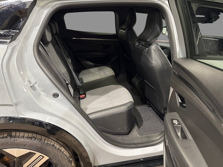 Used Renault Megane E Tech 2022 for sale - 76724635: Photo 9