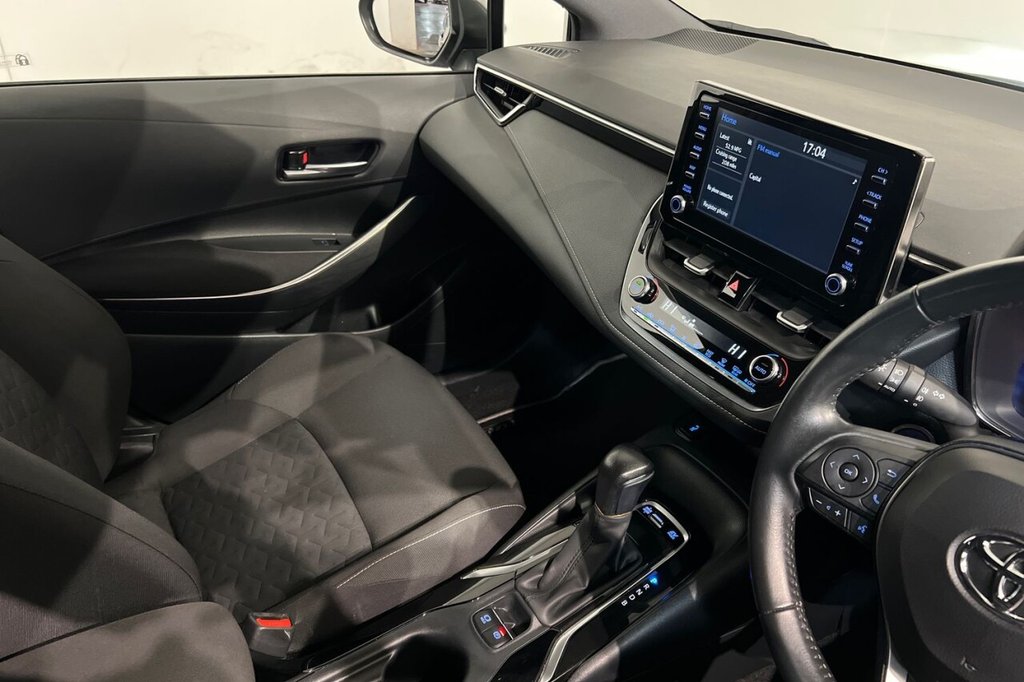Used Toyota Corolla 2022 for sale - 77133001: Photo 30