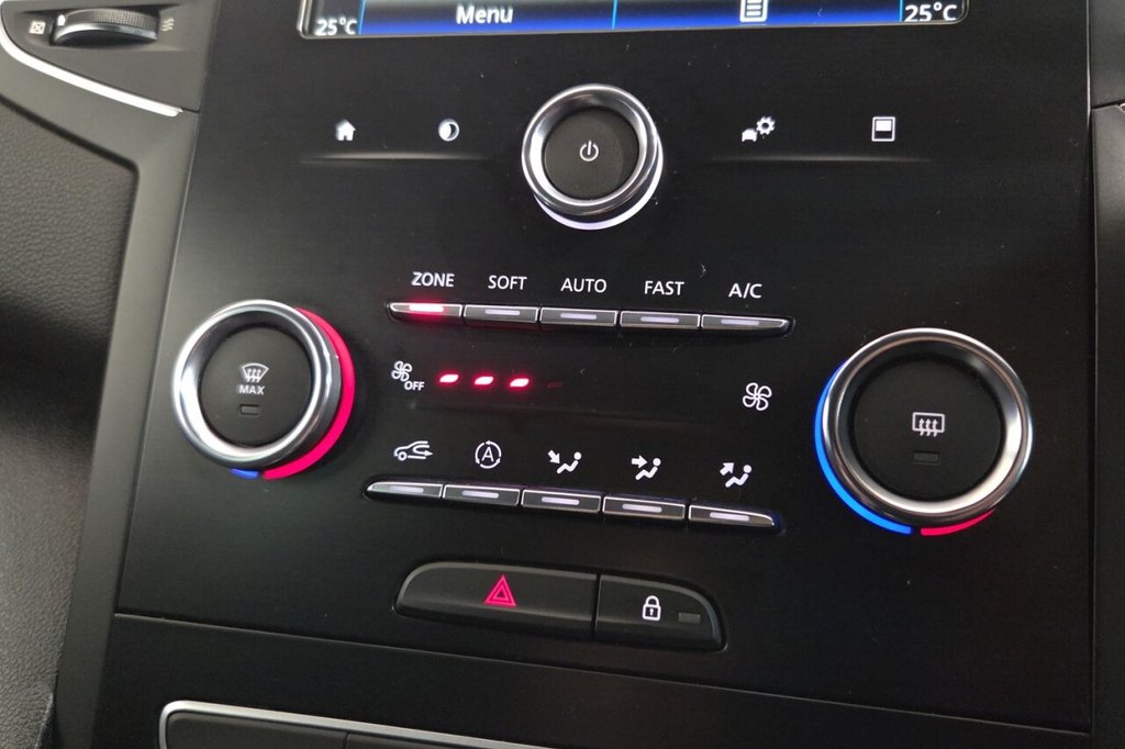 Used Renault Megane 2019 for sale - 76406641: Photo 29