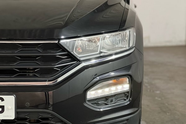 Used Volkswagen T-Roc 2020 for sale - 75693427: Photo 16