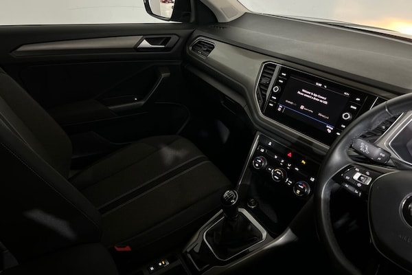 Used Volkswagen T-Roc 2020 for sale - 75693427: Photo 31