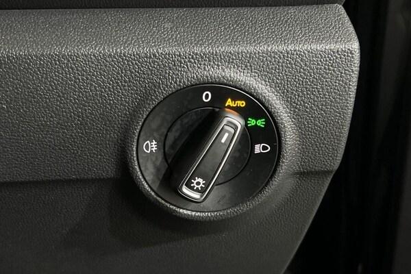 Used Volkswagen T-Roc 2020 for sale - 75693427: Photo 36