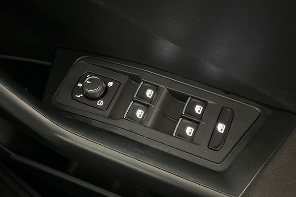 Used Volkswagen T-Roc 2020 for sale - 75693427: Photo 38