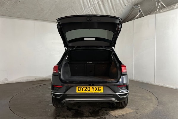 Used Volkswagen T-Roc 2020 for sale - 75693427: Photo 40