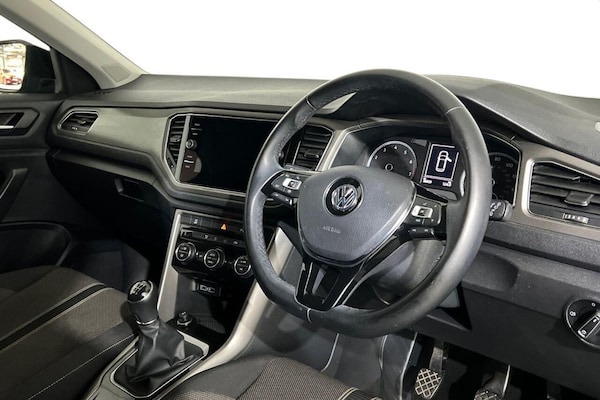 Used Volkswagen T-Roc 2020 for sale - 75693427: Photo 9