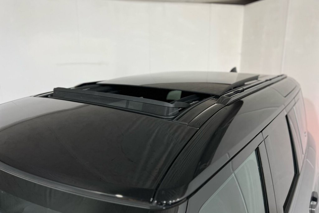 Used Land Rover Defender 2024 for sale - 77049060: Photo 19