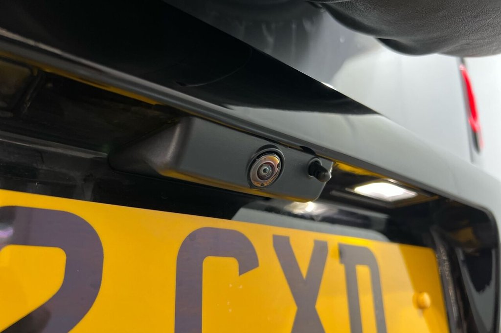 Used Land Rover Defender 2024 for sale - 77049060: Photo 22