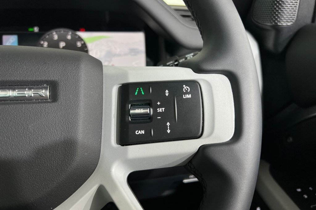 Used Land Rover Defender 2024 for sale - 77049060: Photo 29