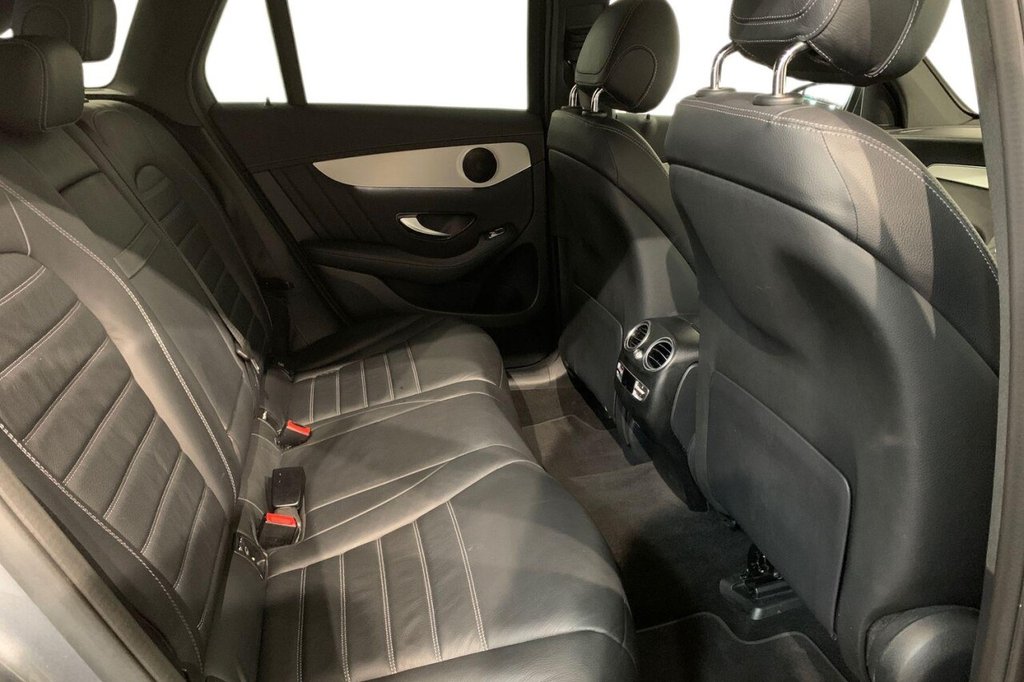 Used Mercedes-Benz GLC 2022 for sale - 76950757: Photo 10