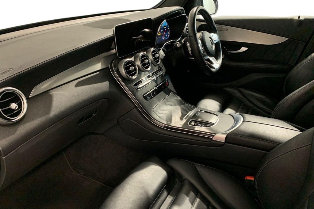 Used Mercedes-Benz GLC 2022 for sale - 76950757: Photo 11