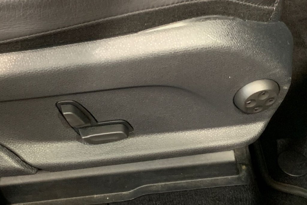 Used Mercedes-Benz GLC 2022 for sale - 76950757: Photo 27