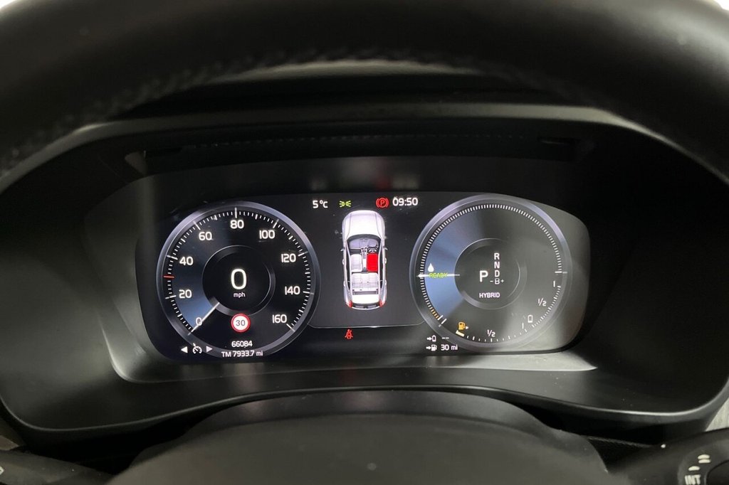 Used Volvo XC40 2021 for sale - 76386105: Photo 15