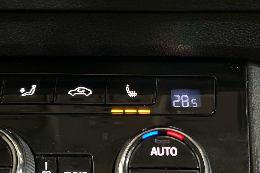 Used Skoda Karoq 2018 for sale - 76535975: Photo 39