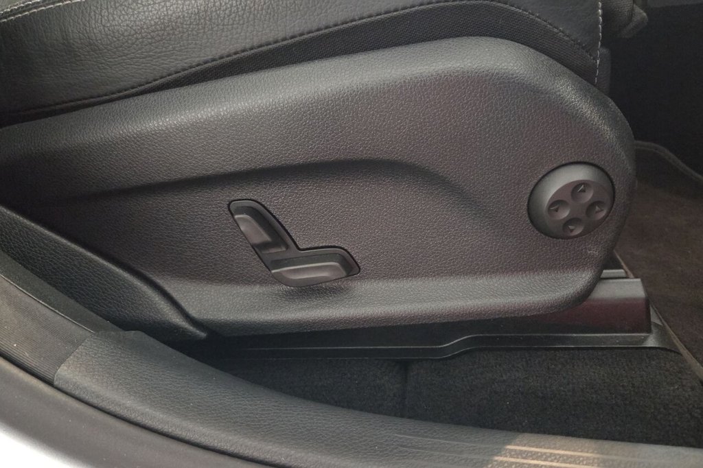 Used Mercedes-Benz EQC 2021 for sale - 76788000: Photo 45