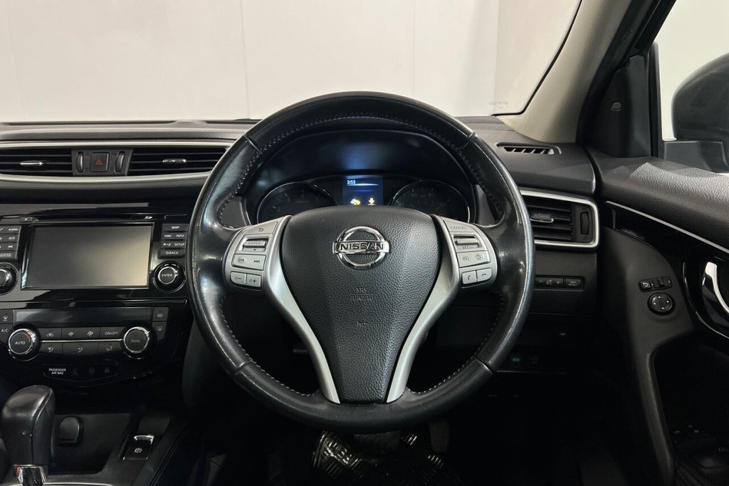 Used Nissan Qashqai 2017 for sale - 76724129: Photo 25