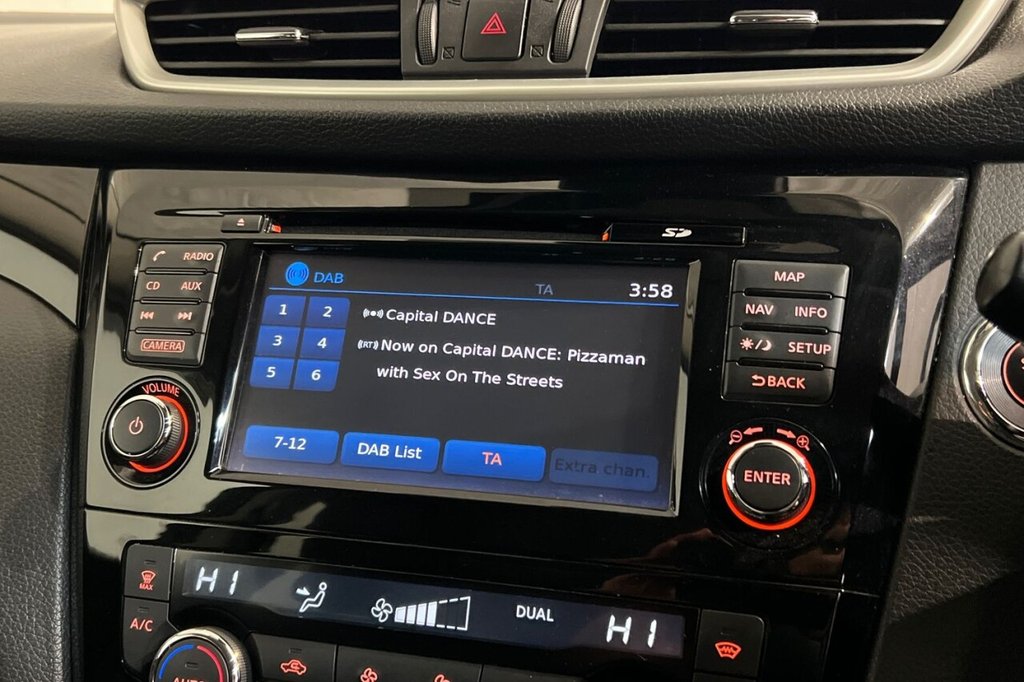 Used Nissan Qashqai 2017 for sale - 76724129: Photo 32