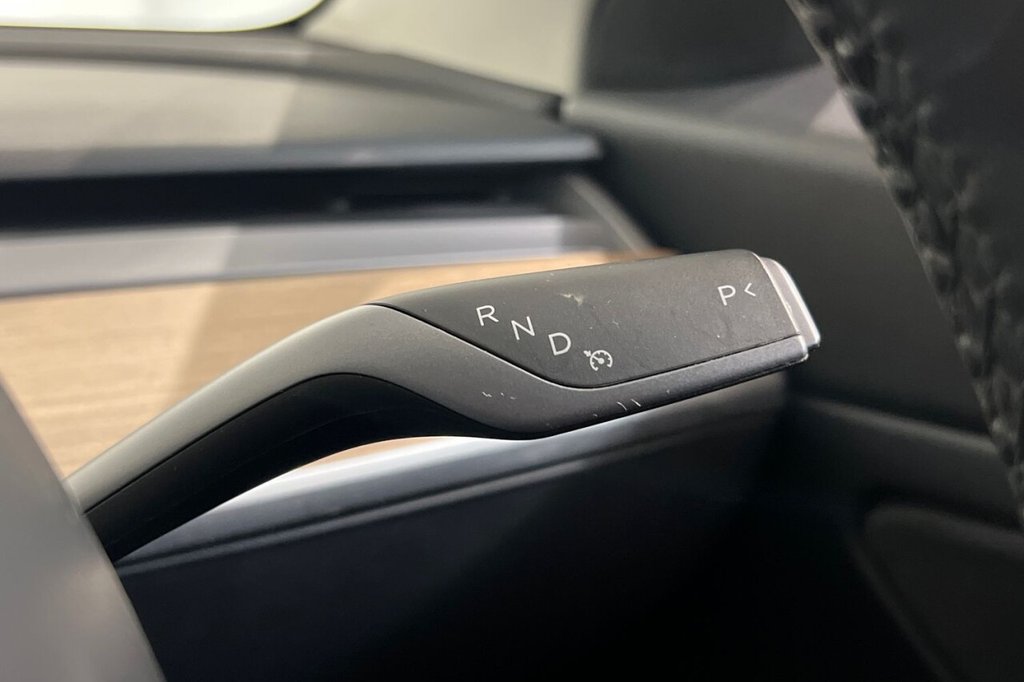 Used Tesla Model 3 2020 for sale - 76313133: Photo 28