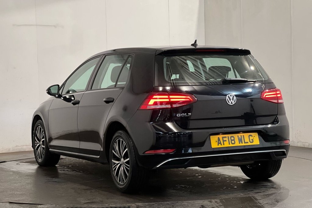 Used Volkswagen Golf 2018 for sale - 76520469: Photo 19
