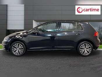 Used Volkswagen Golf 2018 for sale - 76520469: Photo