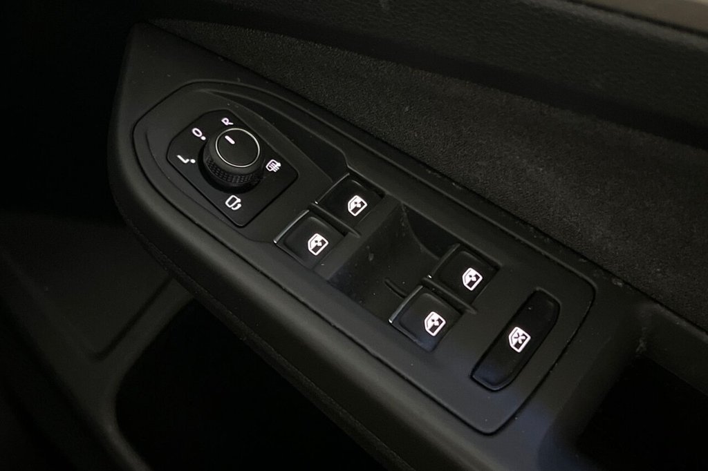 Used Volkswagen Golf 2024 for sale - 76454194: Photo 40