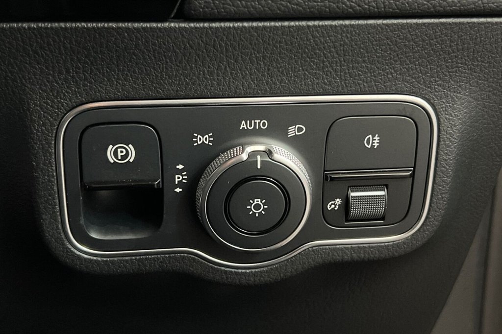 Used Mercedes-Benz GLA 2022 for sale - 77539548: Photo 38