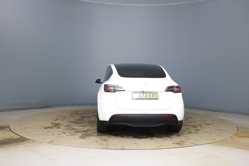 Used Tesla Model Y 2024 for sale - 77936976: Photo 2