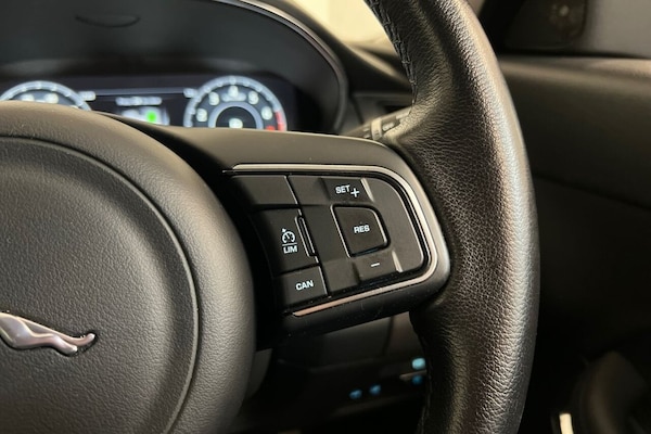 Used Jaguar E-Pace 2019 for sale - 76074141: Photo 27