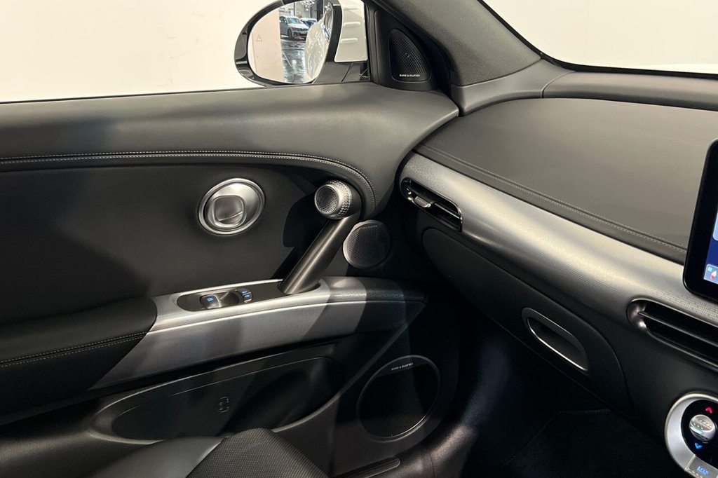 Used Genesis GV60 2023 for sale - 76724544: Photo 35