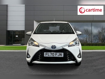 Used Toyota Yaris 2020 for sale - 76380109: Photo