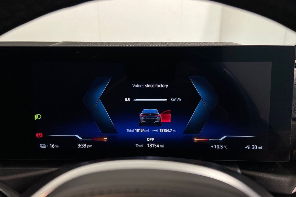 Used BMW i4 2023 for sale - 76686367: Photo 15