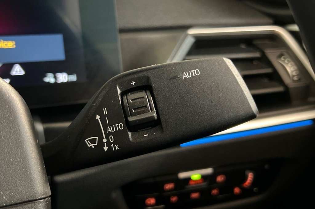 Used BMW i4 2023 for sale - 76686367: Photo 28