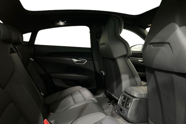 Used Audi e-tron GT 2021 for sale - 76323191: Photo 10
