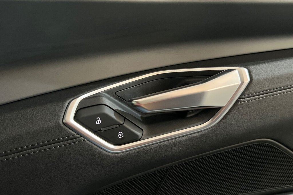 Used Audi e-tron GT 2021 for sale - 76323191: Photo 41