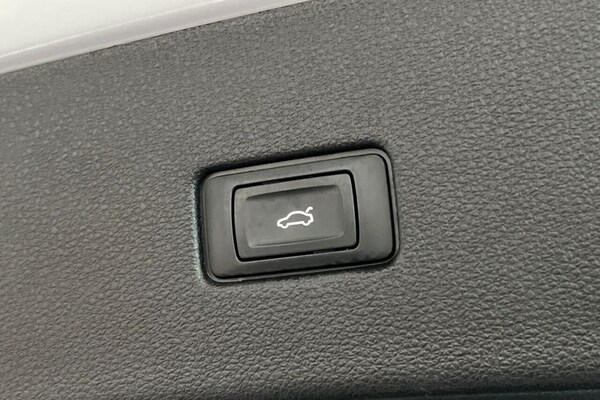 Used Audi Q8 2022 for sale - 76039031: Photo 44