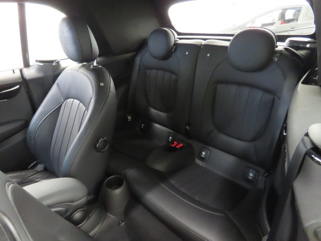 Used MINI Convertible 2022 for sale - 77967618: Photo 11