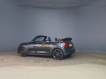 Used MINI Convertible 2022 for sale - 77967618: Photo