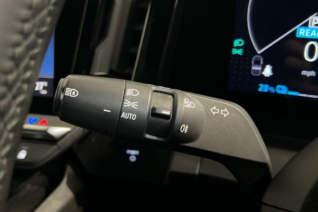 Used Renault Megane 2023 for sale - 77498765: Photo 27