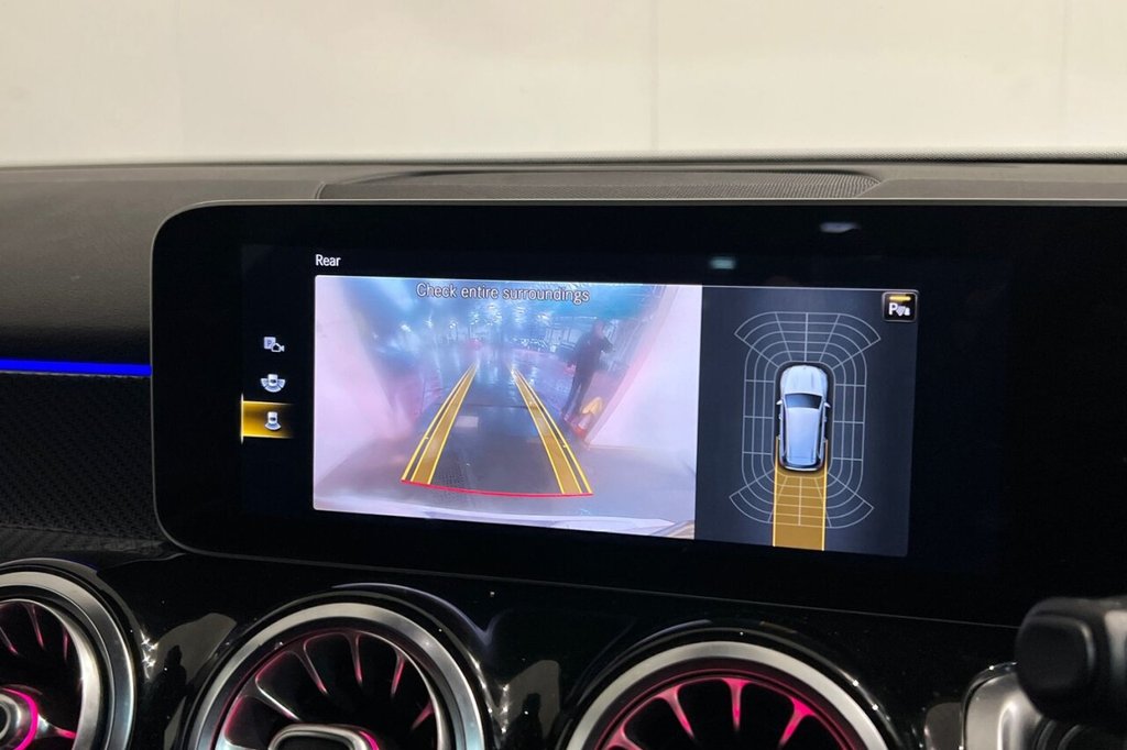 Used Mercedes-Benz GLB 2020 for sale - 77355652: Photo 16